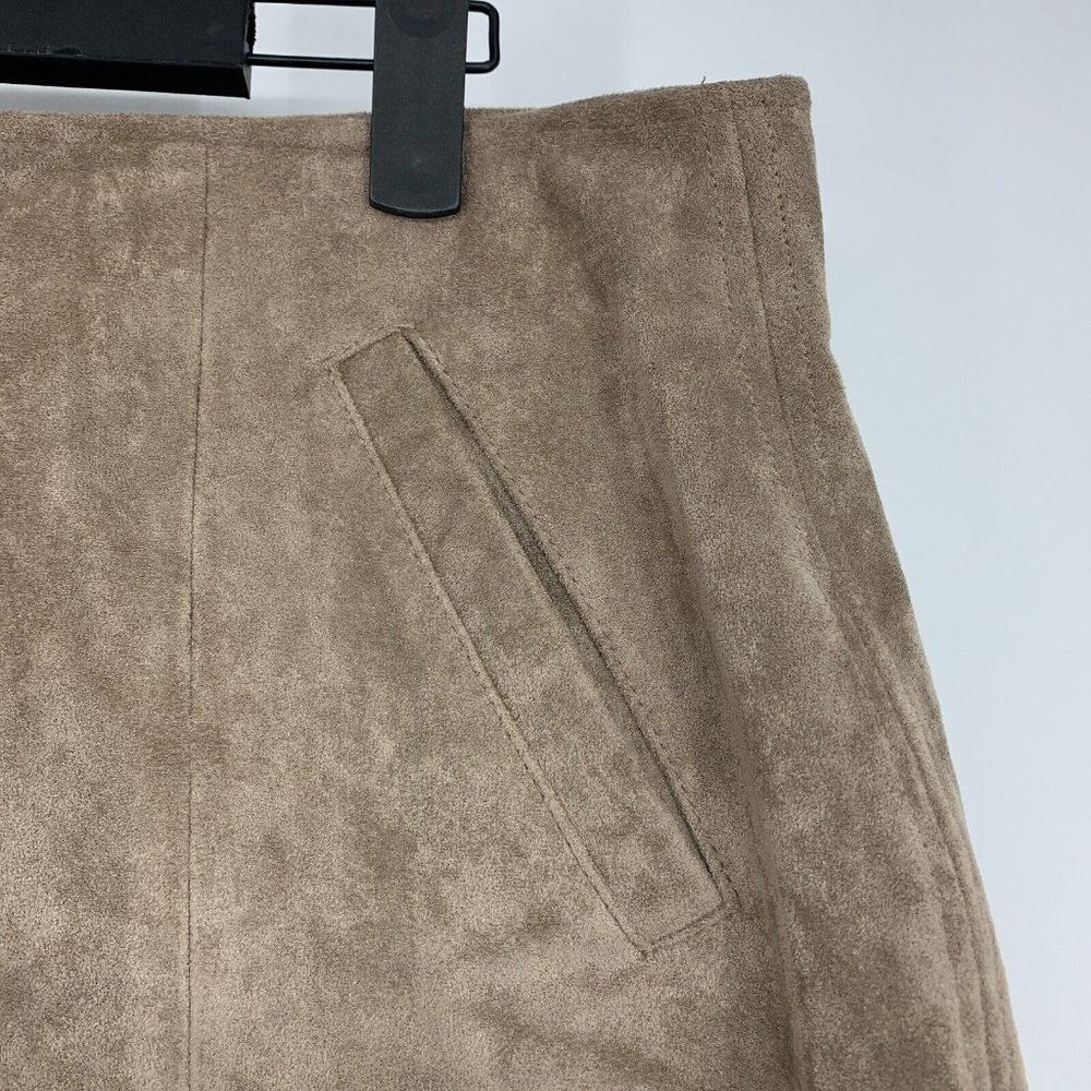 BlankNYC Skirt Faux Suede Modern Mini A Line - Picture 5 of 11